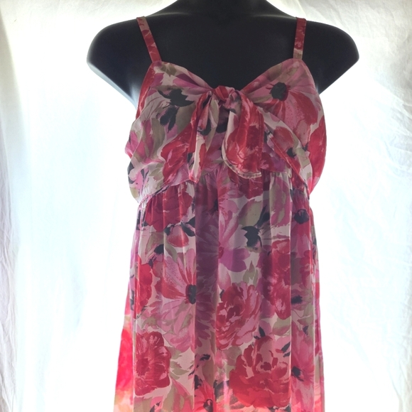 Romantic Floral Sundress EUC 🌹 - Picture 4 of 9